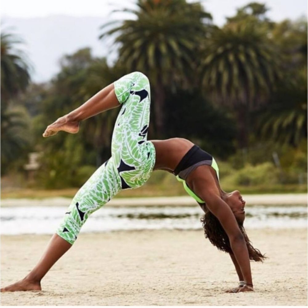 ALO YOGA High Waist Airbrush Leggings